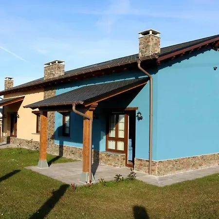 Playas De Luarca Apartment
